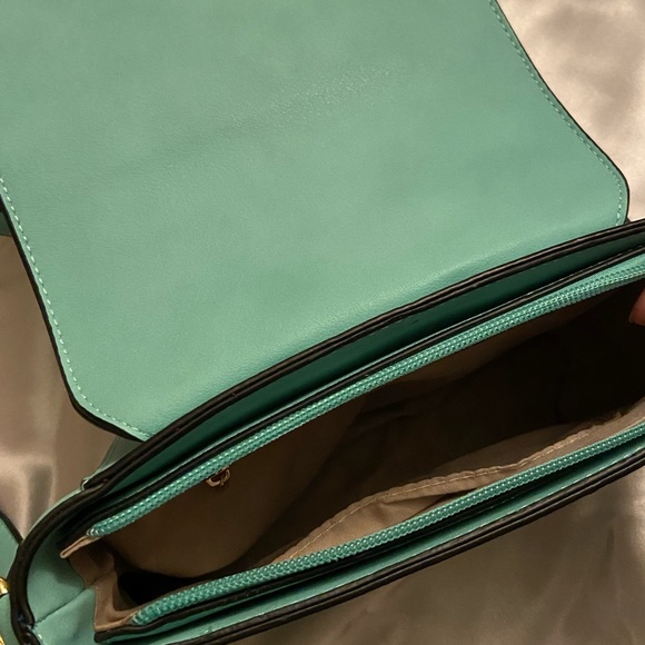 Crossbody purse - Picture 4 of 4